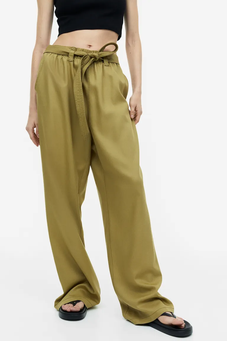 

Брюки из лиоцелла с поясом H&M, зеленый