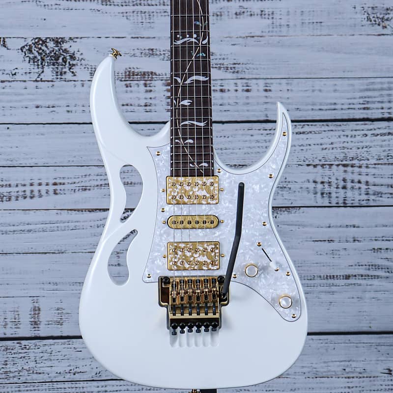 Электрогитара Ibanez Steve Vai PIA3761 Electric Guitar | Stallion White электрогитара ibanez steve vai signature premium jem7vp electric guitar white w gigbag