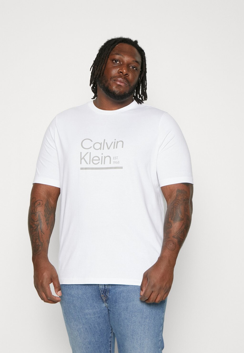 

Футболка с принтом Calvin Klein, белый