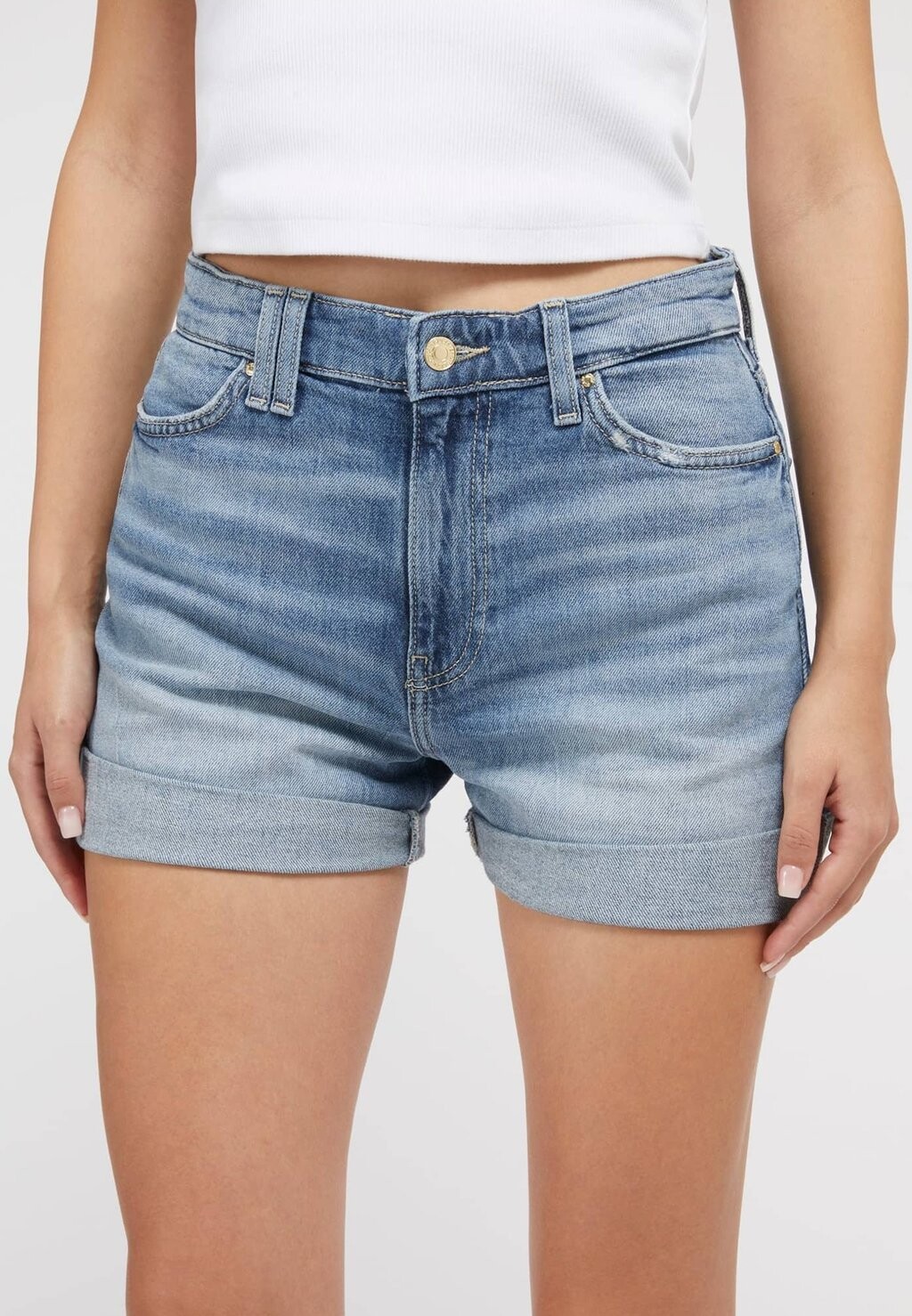 

Джинсовые шорты Guess