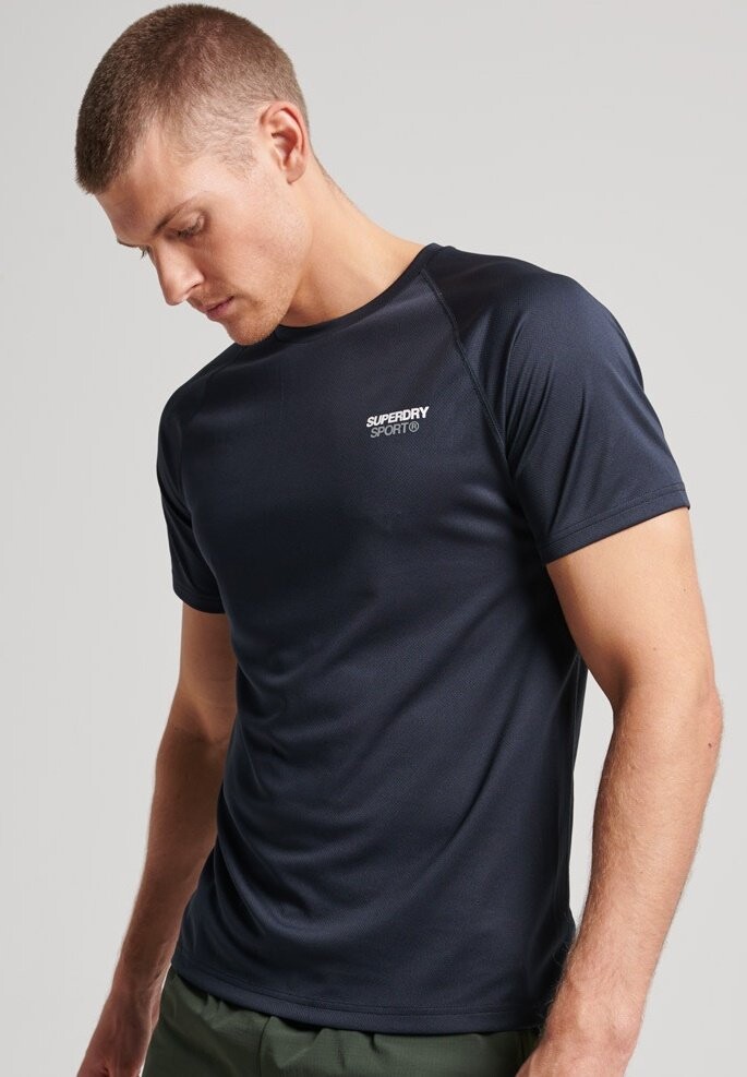 

Футболка с принтом Superdry, синий