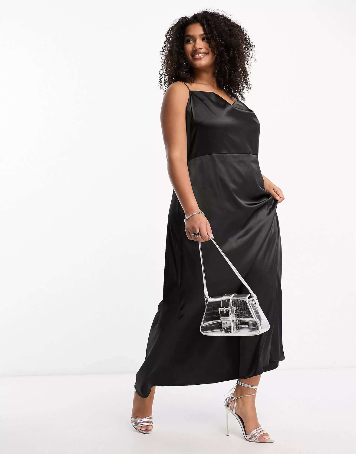 

Черное атласное платье миди Urban Threads, Черный