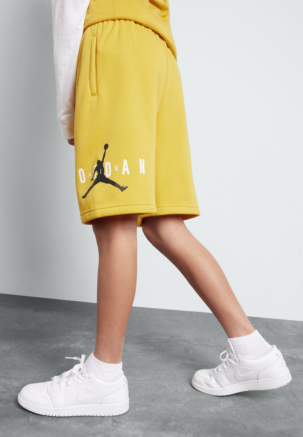 

Шорты Jumpman Sustainable Unisex Jordan, цвет yellow ochre