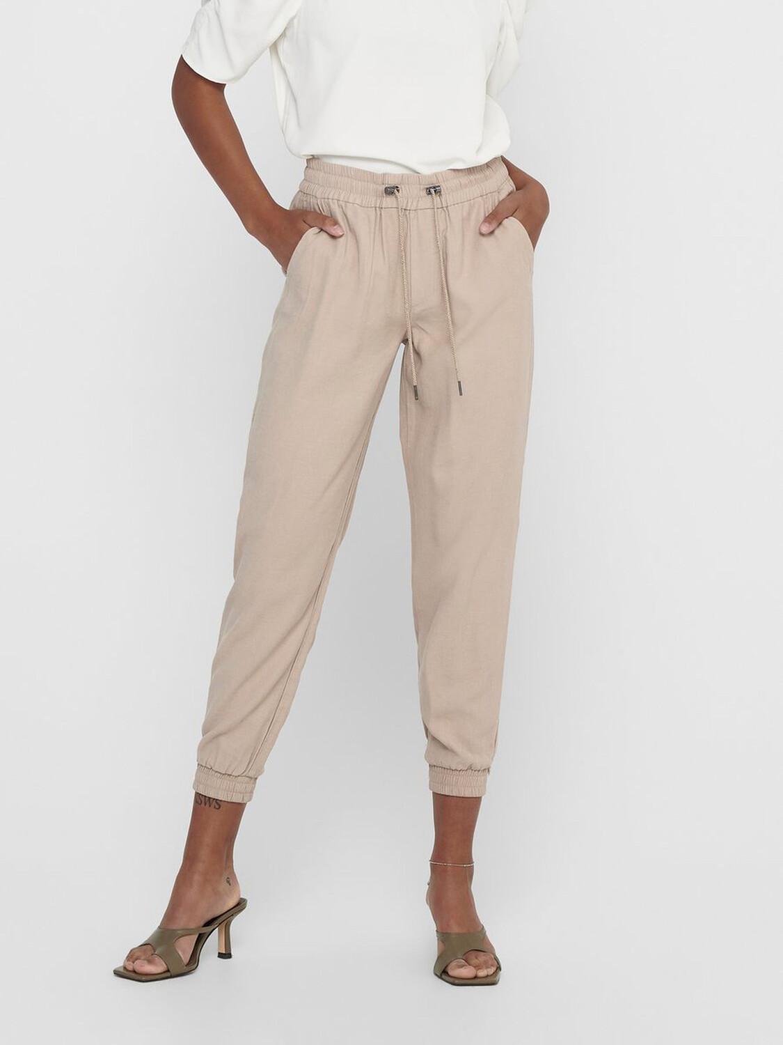 

Брюки ONLY Elegante Business Stoffhose ONLKELDA, бежевый