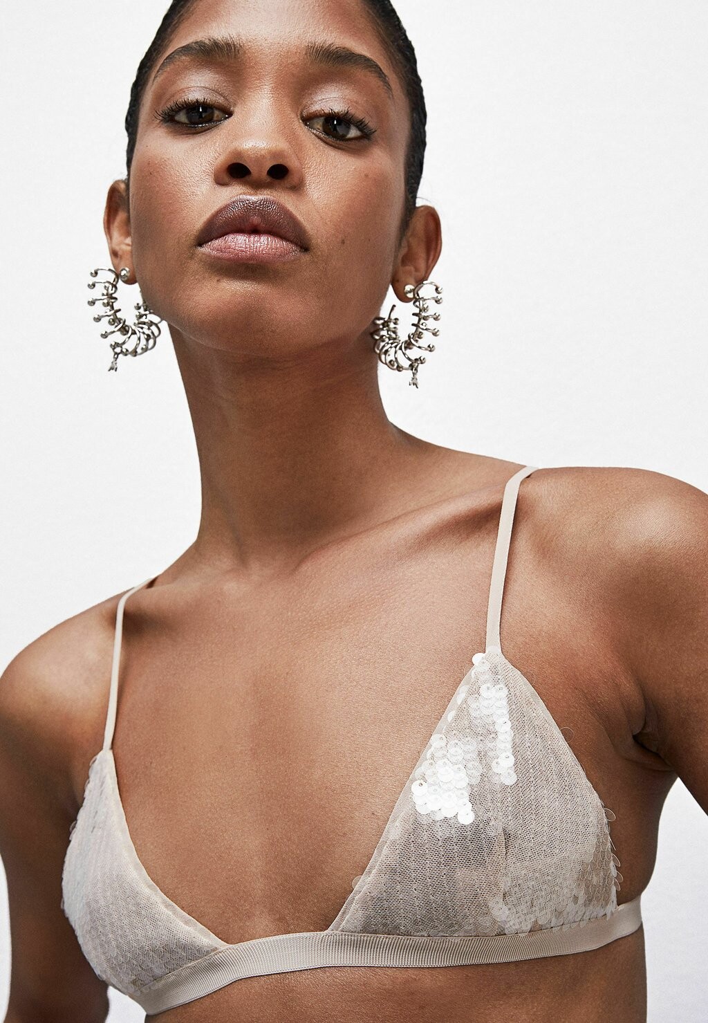 

Треугольный бюстгальтер ESSENTIAL SEQUINED Patrizia Pepe, кремовый
