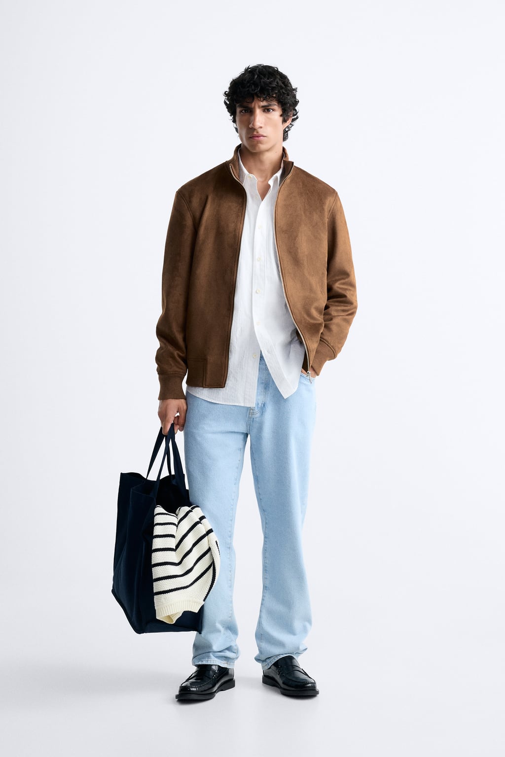 

Куртка из искусственной замши ZARA