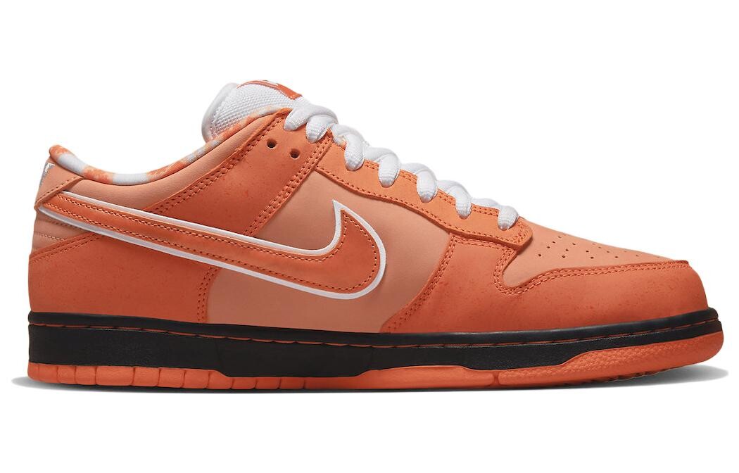 

Кроссовки Nike SB Dunk Low, оранжевый