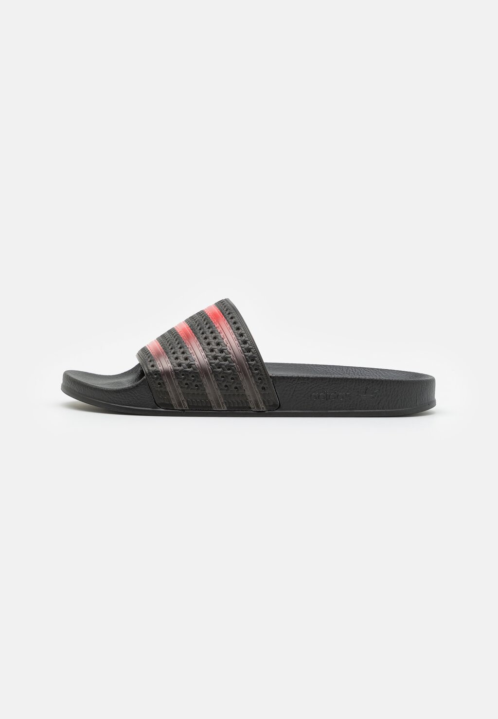 

Тапочки Adilette Unisex adidas Originals, цвет core black/better scarlet