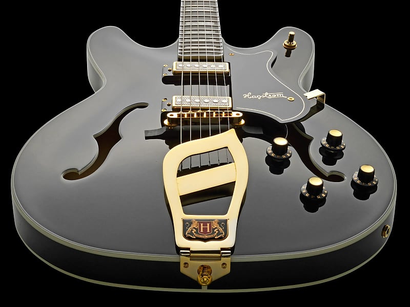 цена Электрогитара Hagstrom VIK67-G-BLK 67' Viking II Electric Guitar. Black Gloss Item ID: VIK67-G-BLK 67' Viking II Electric Guitar 2023 - Black Gloss