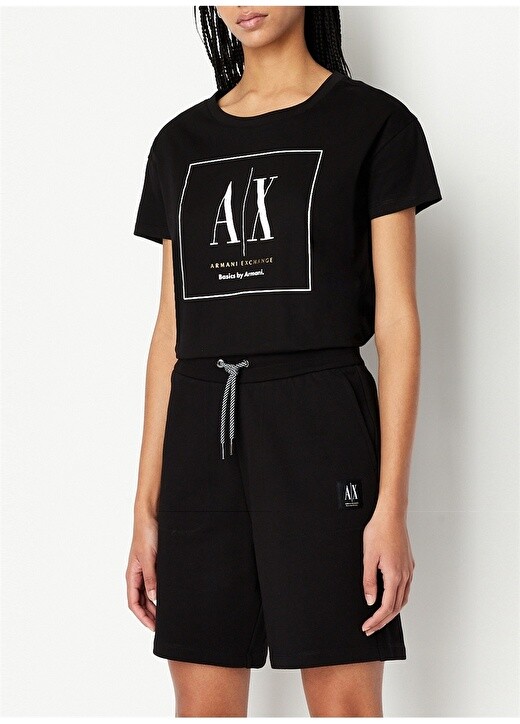 

Черная женская футболка с принтом Armani Exchange