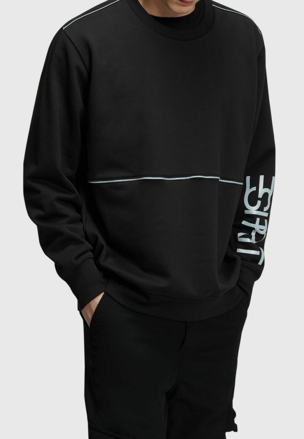 

Толстовка Esprit, черный