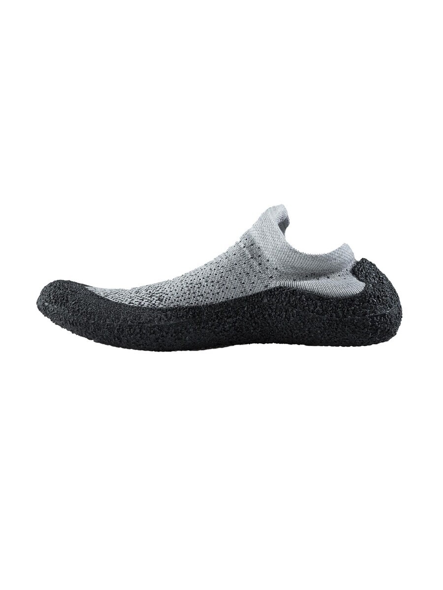 

Кроссовки Uyn Athletic SHOCKIE, черный