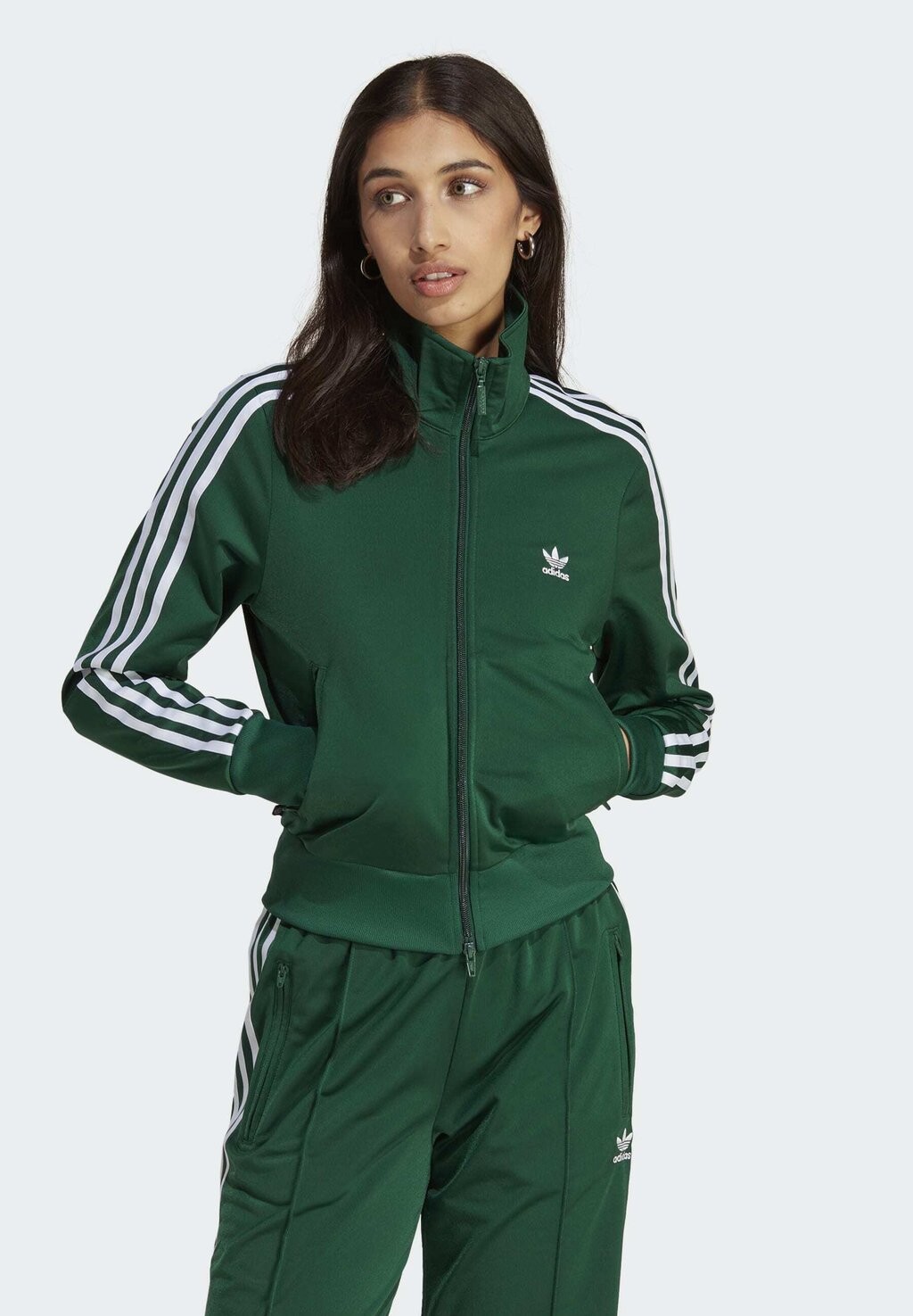 

Тренировочная куртка adidas Originals, темно-зеленый