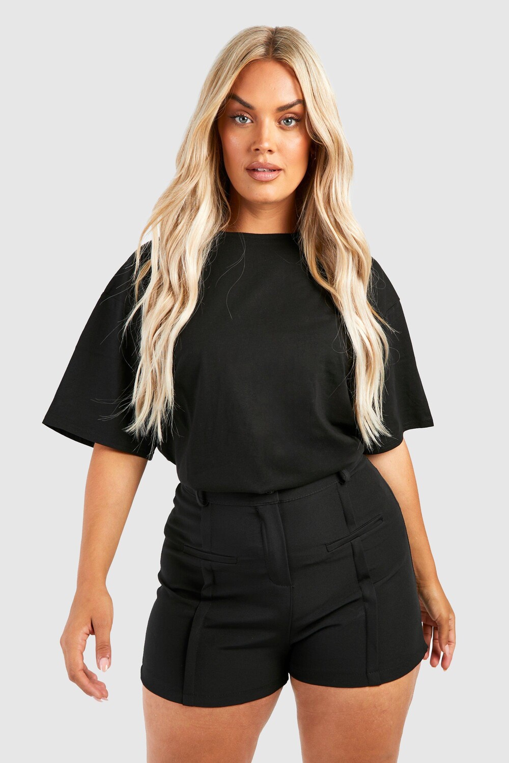 

Тканые шорты plus с деталями от швов Boohoo, черный