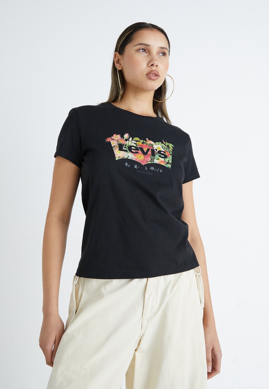 

Футболка с принтом THE PERFECT TEE Levi's, цвет black