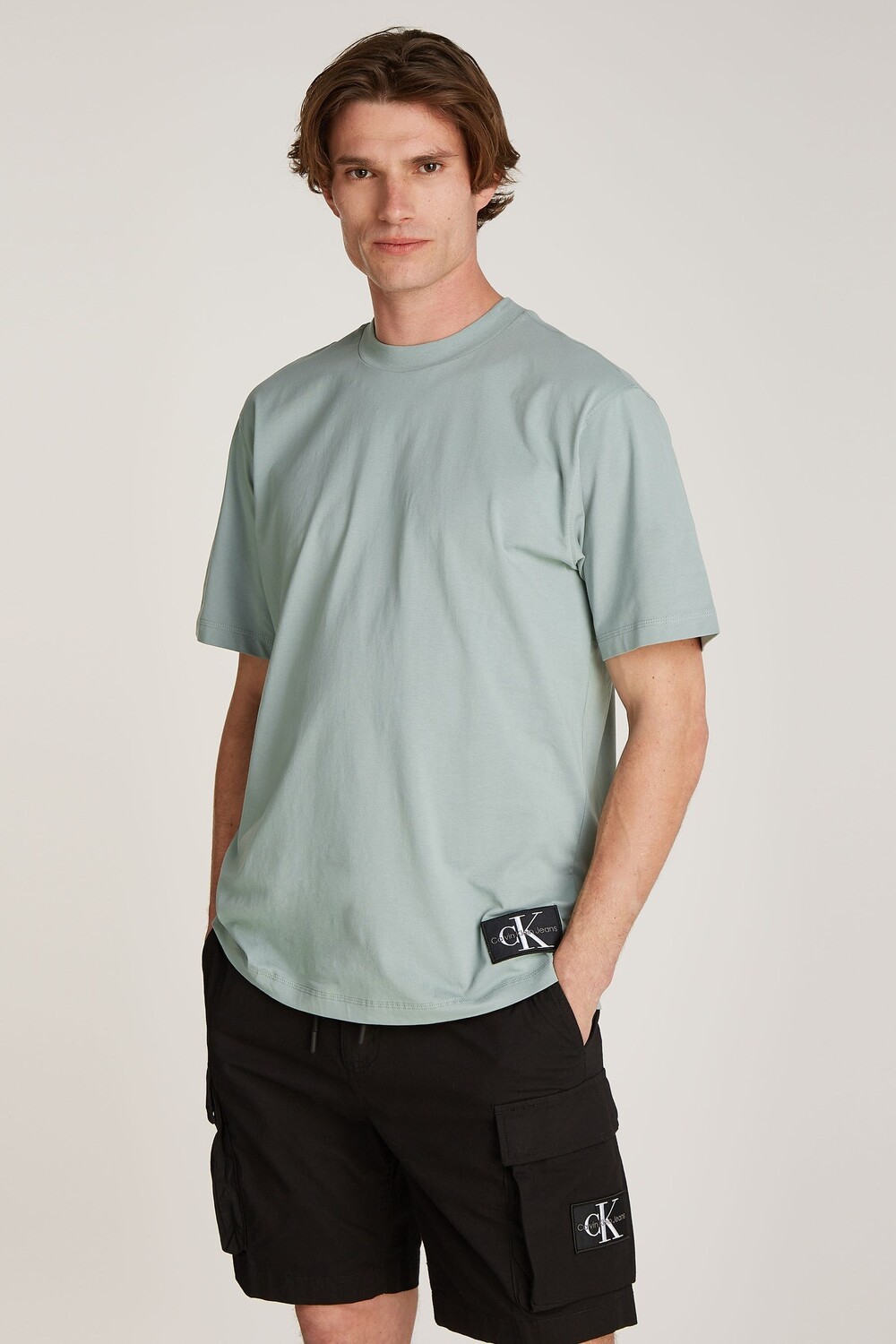 

Свободная футболка с джинсами Calvin Klein Calvin Klein Jeans, серый
