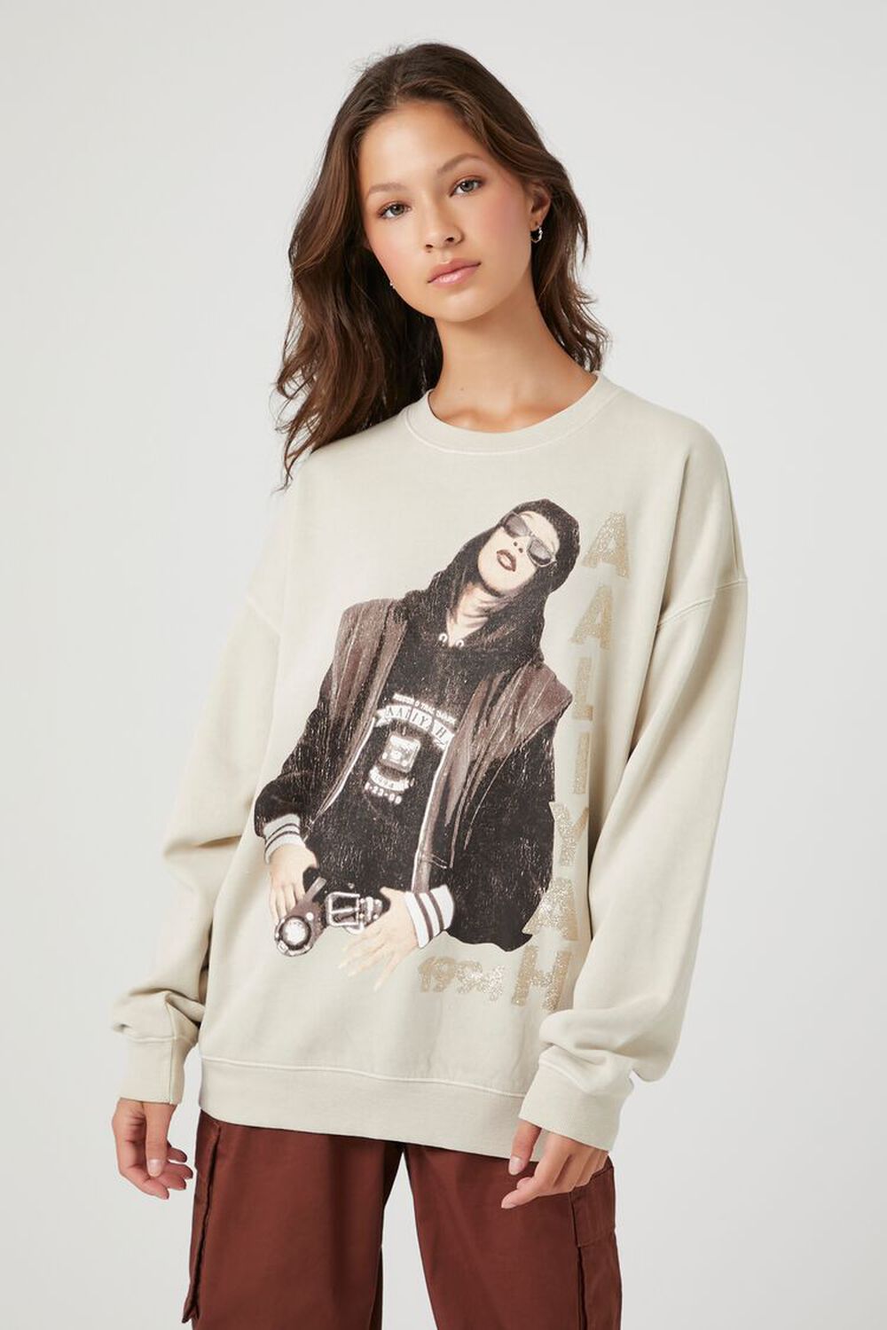 

Флисовый пуловер с рисунком Aaliyah Forever 21, серо-коричневый