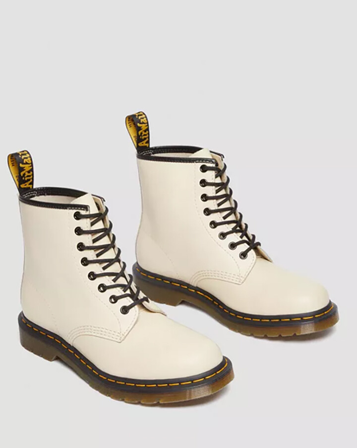 

Ботинки Dr. Martens Leder Parchment, бежевый