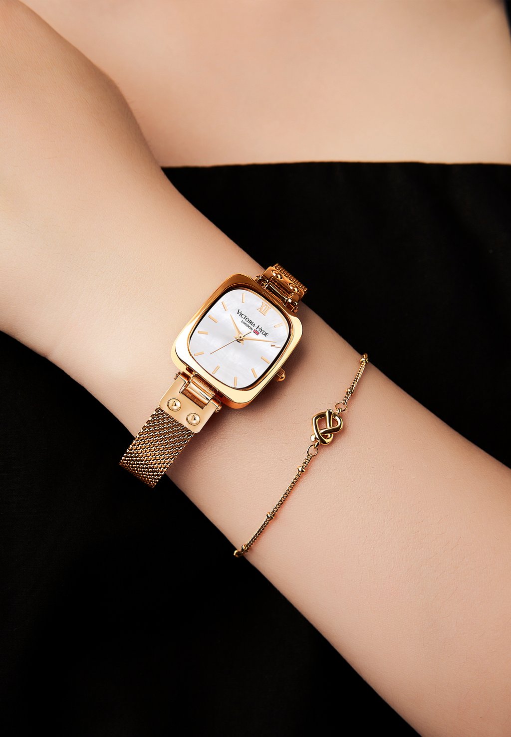 Часы Victoria Hyde, розовое золото фотографии