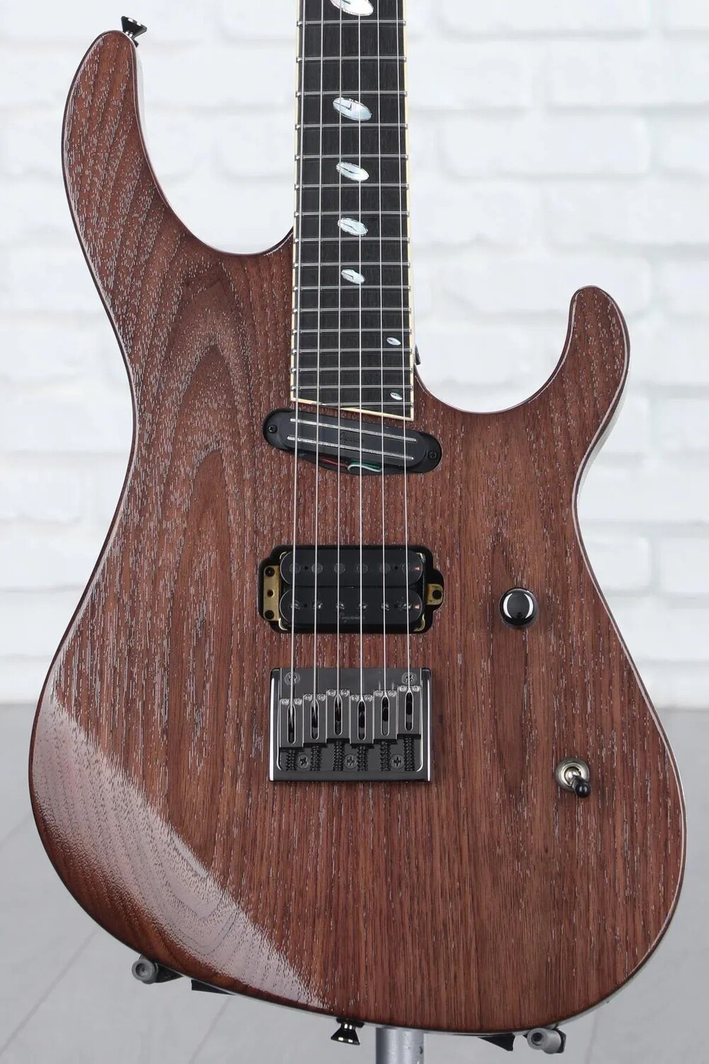 

Гитары Caparison Horus-WB-FX EF — Natural с накладкой из черного дерева