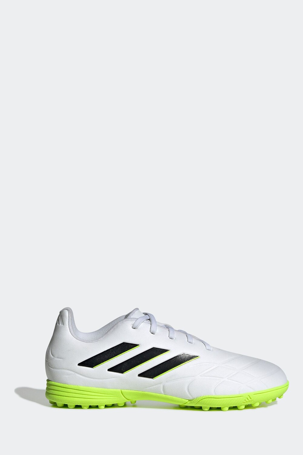 

Бутсы adidas, белый