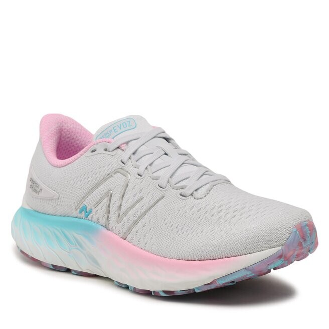 

Кроссовки New Balance FreshFoam Evoz, серый