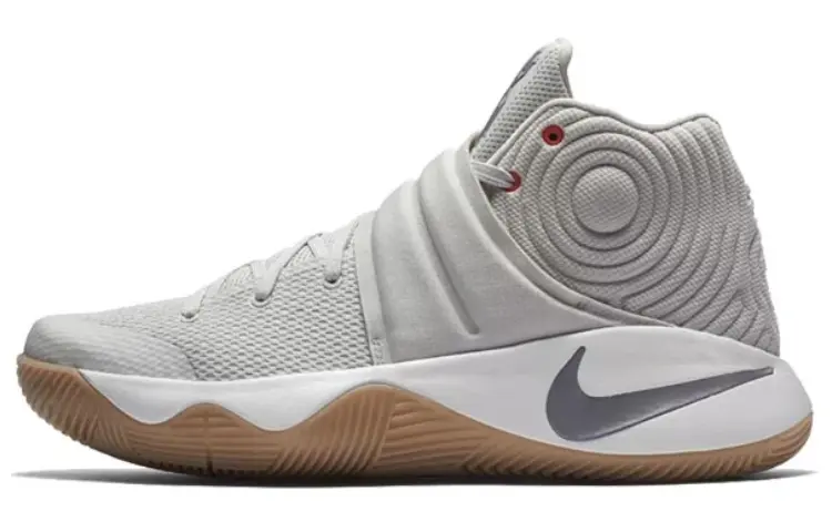 

Летний комплект Nike Kyrie 2