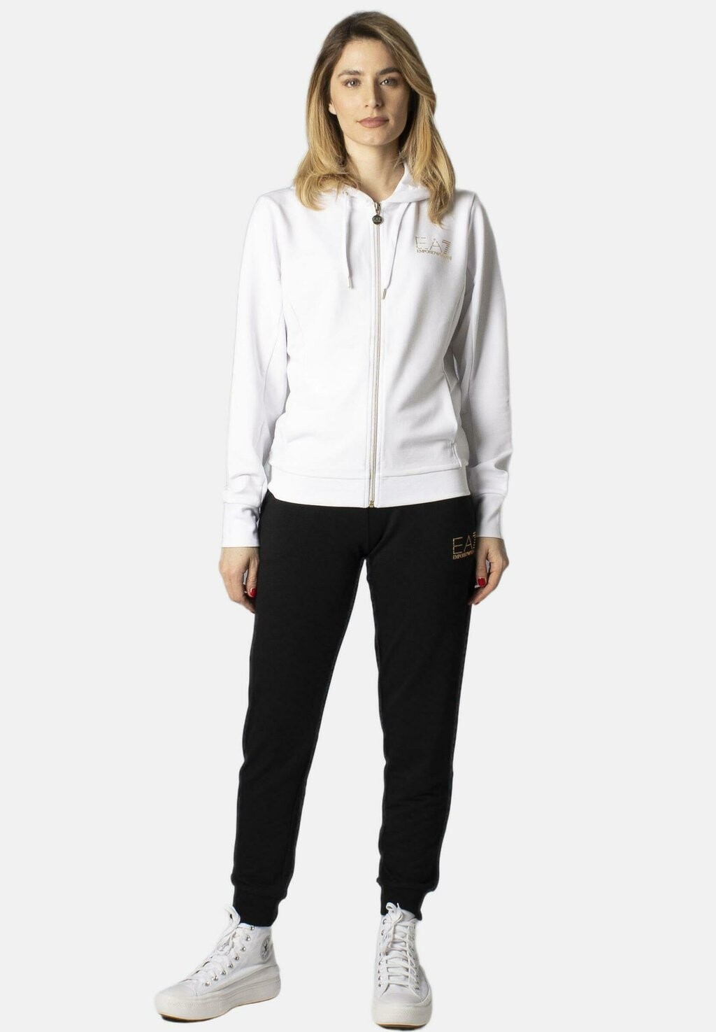 

Спортивный костюм EA7 Emporio Armani, белый