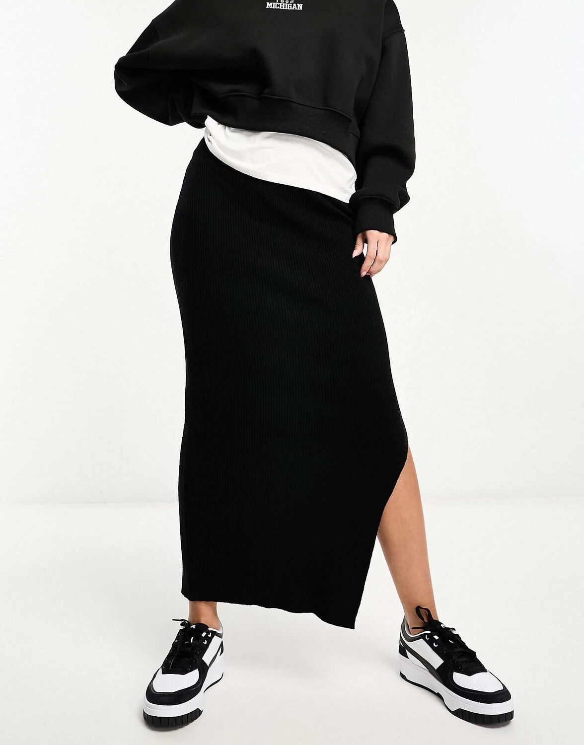 

Черная трикотажная юбка миди в рубчик Miss Selfridge