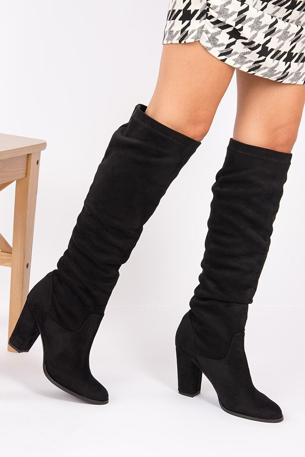

G572443602 Черные женские ботинки Fox Shoes, Черный