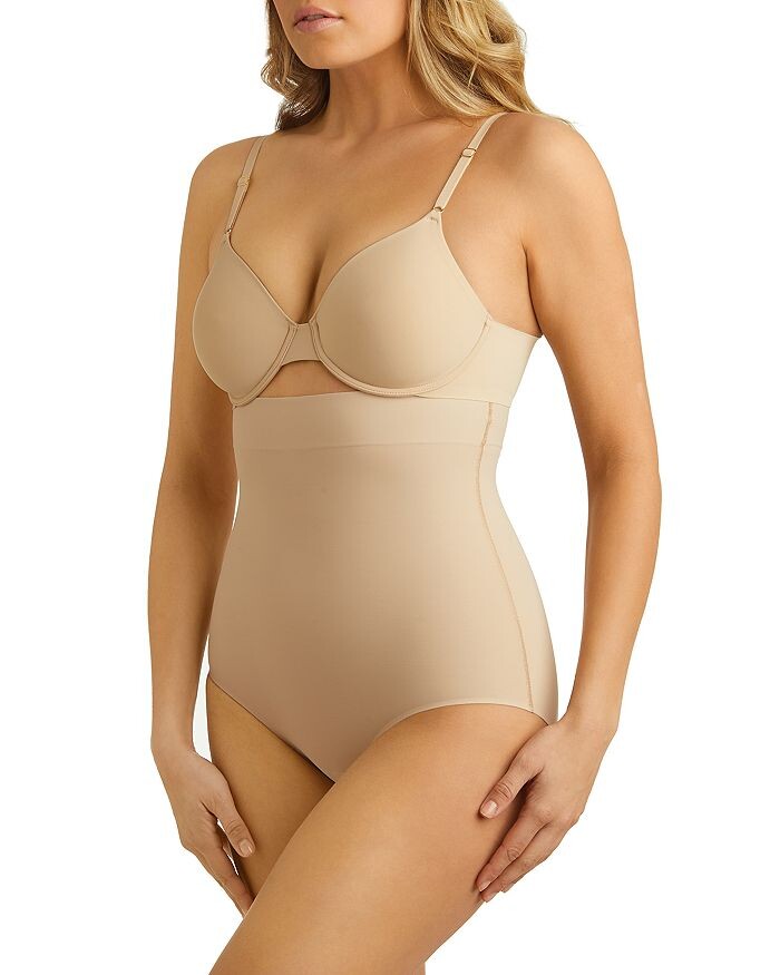 

Корректирующие трусы с высокой талией TC Fine Intimates