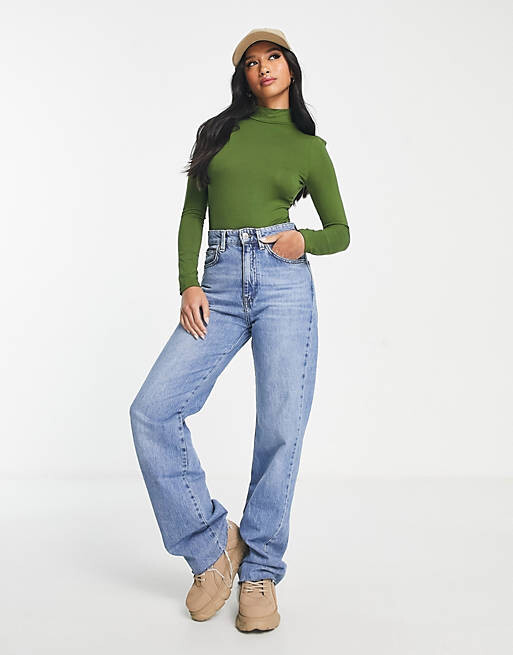 

Темно-хаки боди с длинными рукавами и высоким воротником ASOS DESIGN Petite