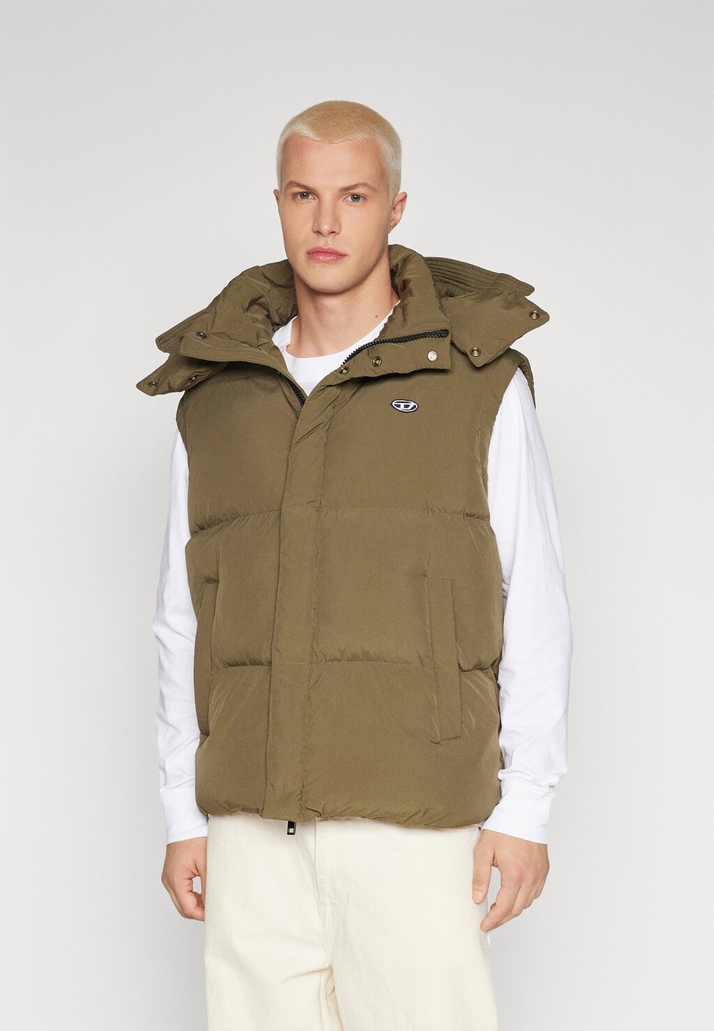 

Жилет Diesel РОЛЬФИС, цвет olive