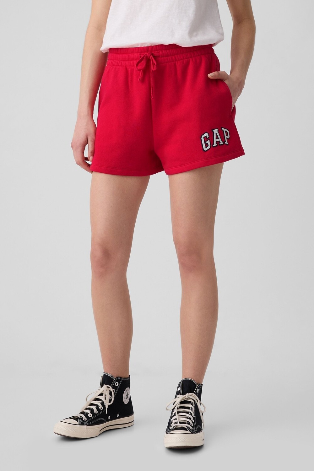

Шорты без застежки с логотипом Gap, красный