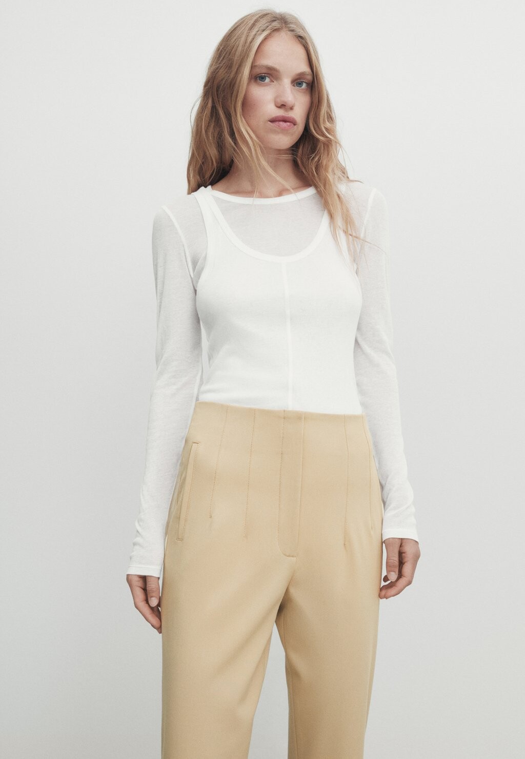 

Брюки Massimo Dutti HIGH-WAIST SLIM-FIT, бежевый