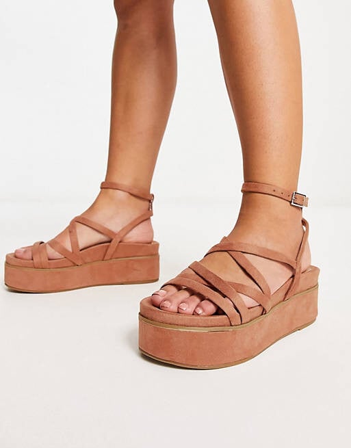 

Бежевые сандалии на платформе с ремешками ASOS DESIGN Wide Fit Taurus