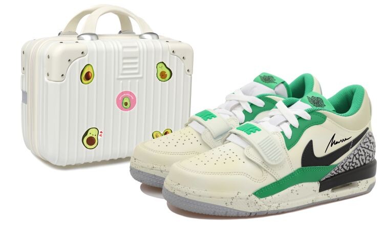 

Мужские баскетбольные кроссовки Jordan Legacy 312 Vintage
