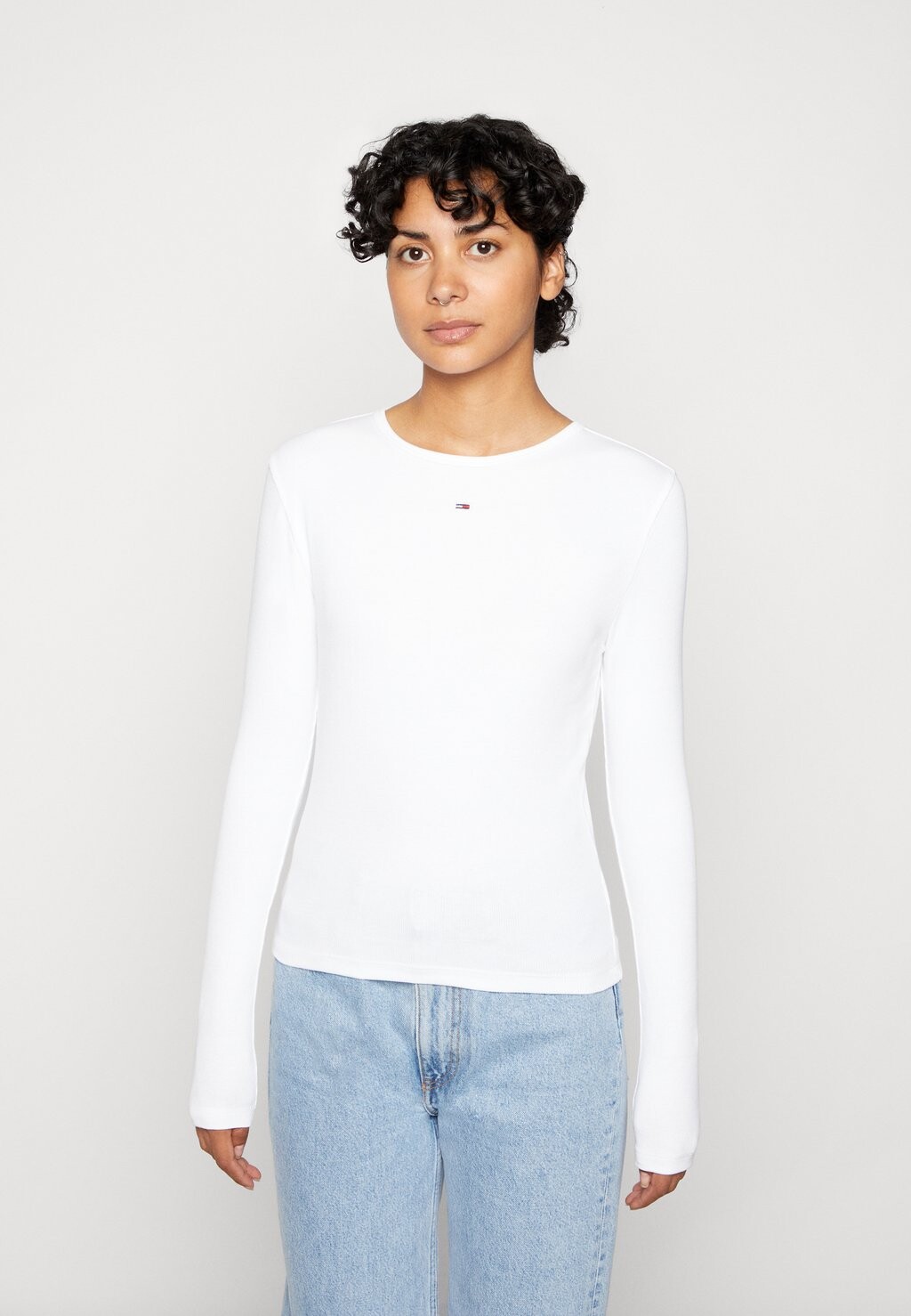 

Топ с длинными рукавами Tommy Jeans, белый