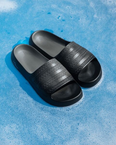 

Кроссовки X Dime Ayoon Adidas, черный