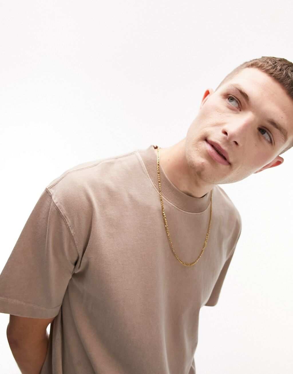 

Футболка оверсайз с мытым камнем Topman