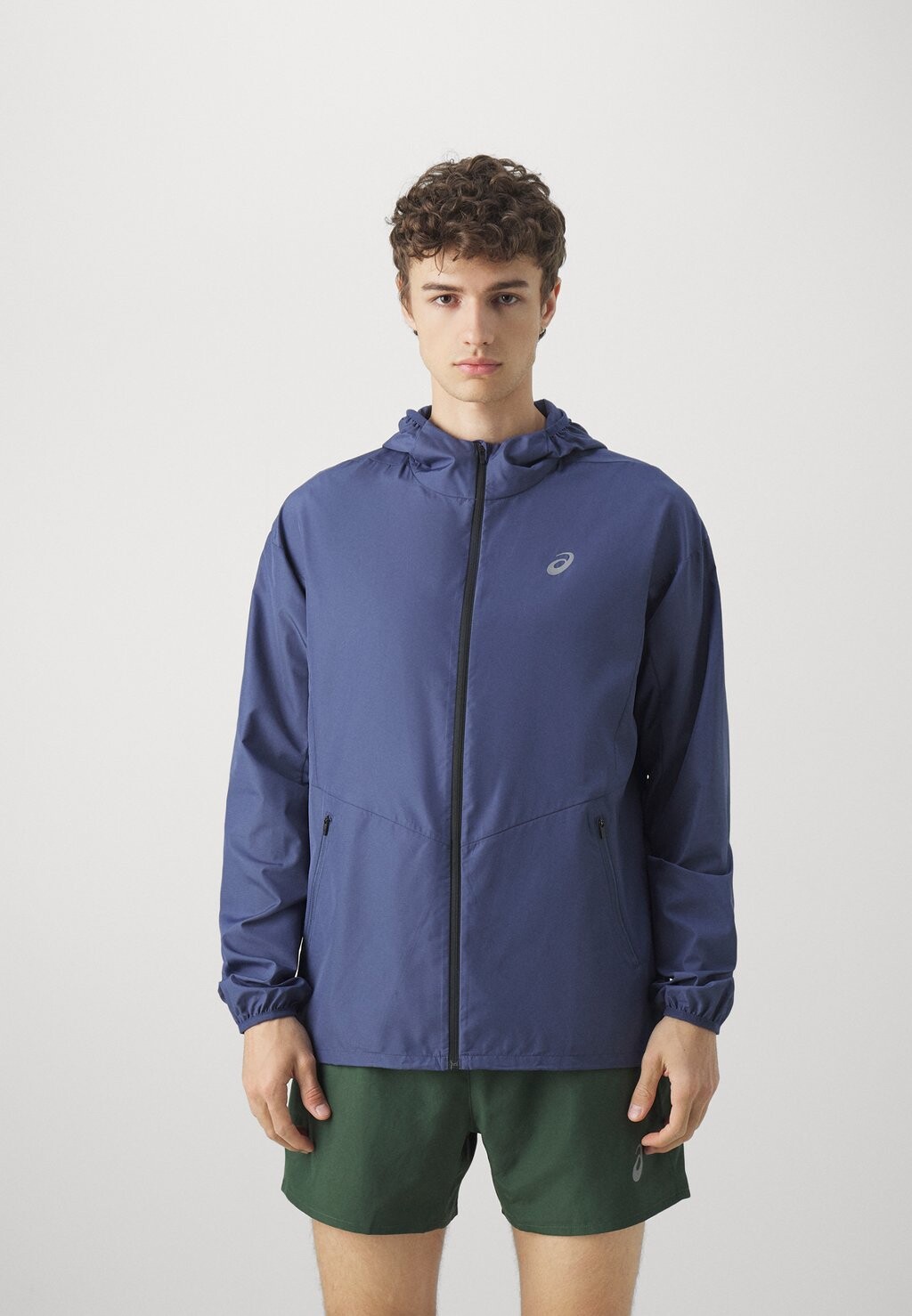 

Куртка для бега Accelerate Light Jacket ASICS, цвет thunder blue