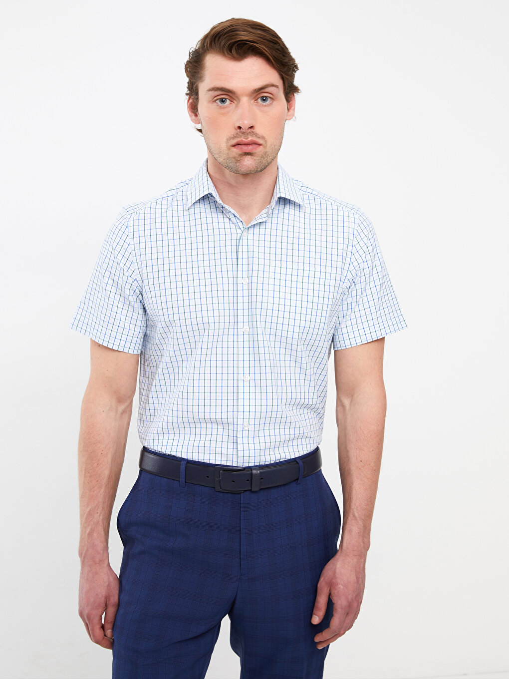 Мужская рубашка из поплина в клетку с коротким рукавом стандартного кроя LCWAIKIKI Formal, темно-синий плед