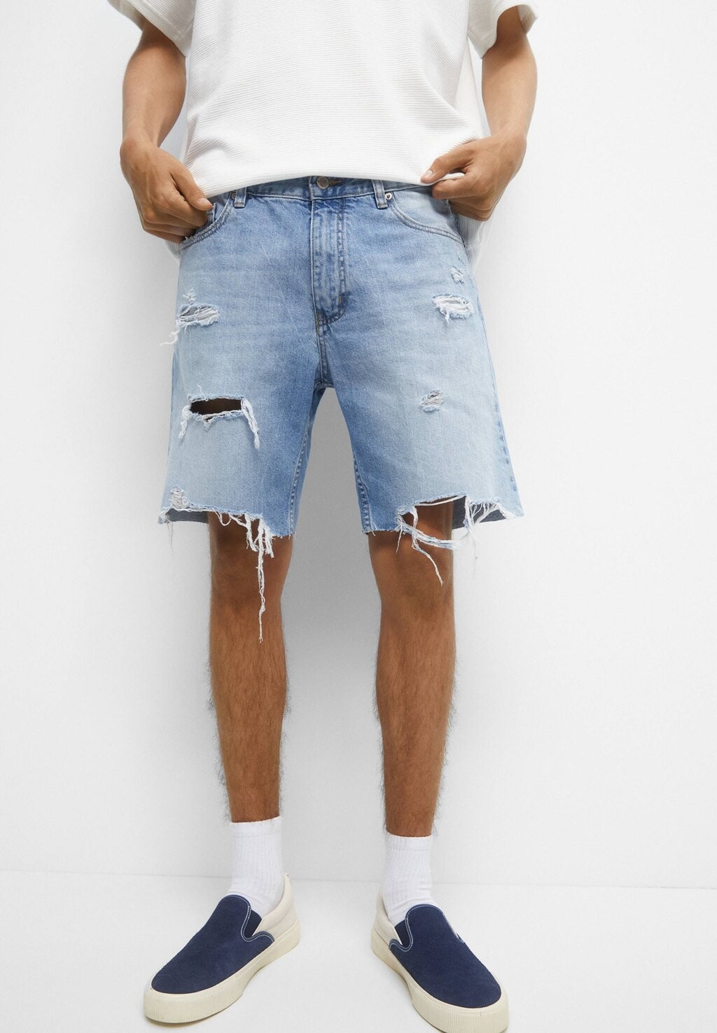 

Джинсовые шорты PULL&BEAR