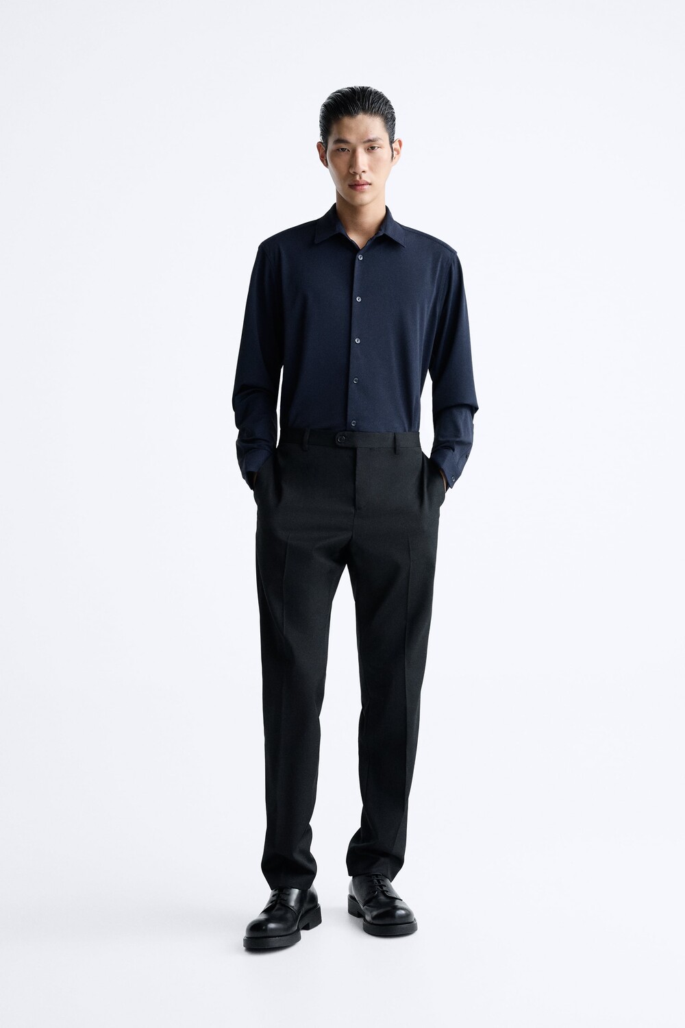 

Эластичная рубашка Zara, темно-синий