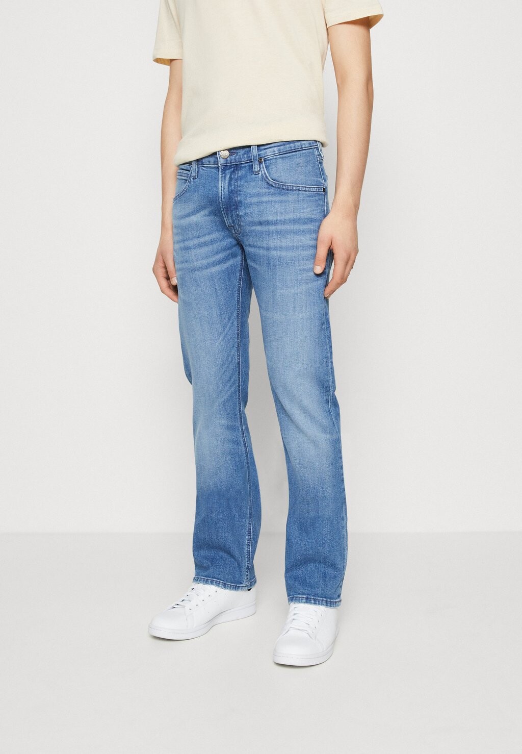 

Джинсы Bootcut Lee