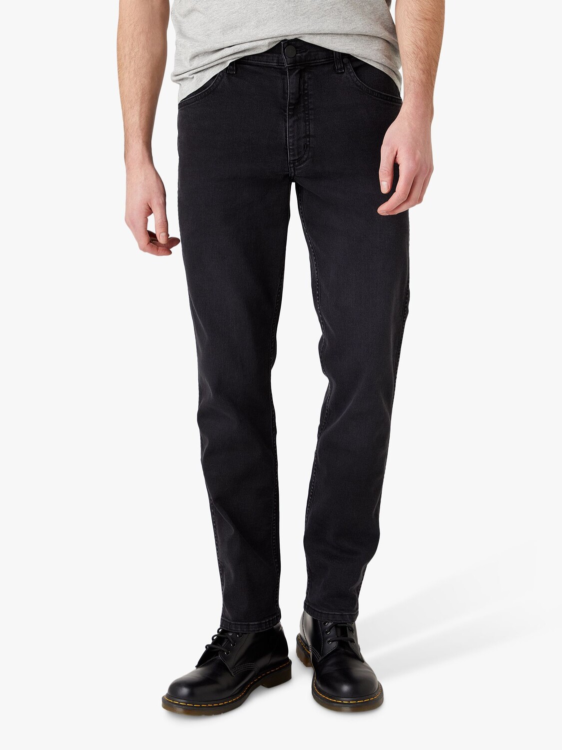 

Джинсы узкого кроя Wrangler Greensboro, черные