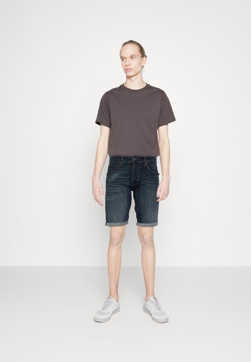

Джинсовые шорты Jack & Jones