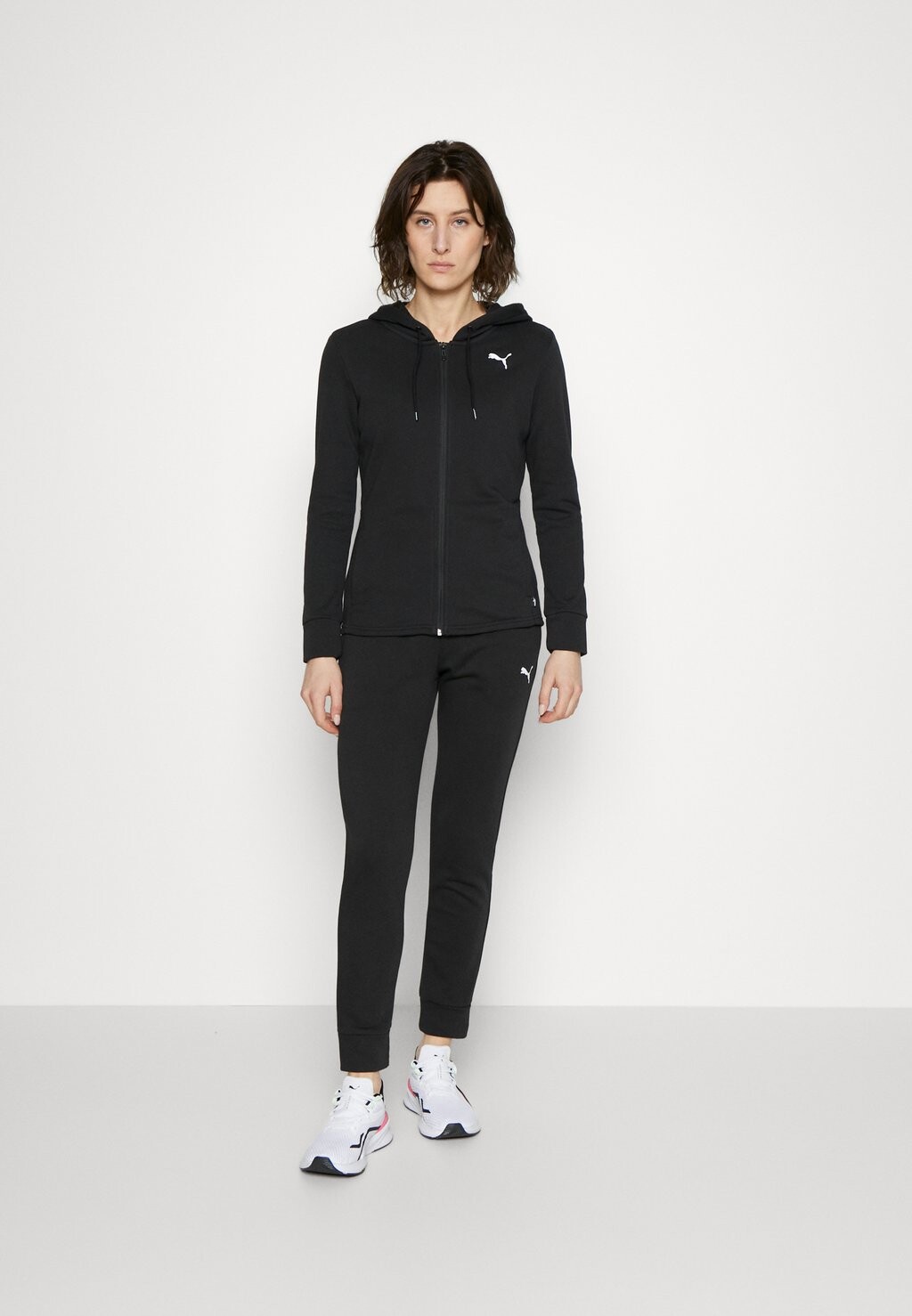 

Спортивный костюм Puma, Черный