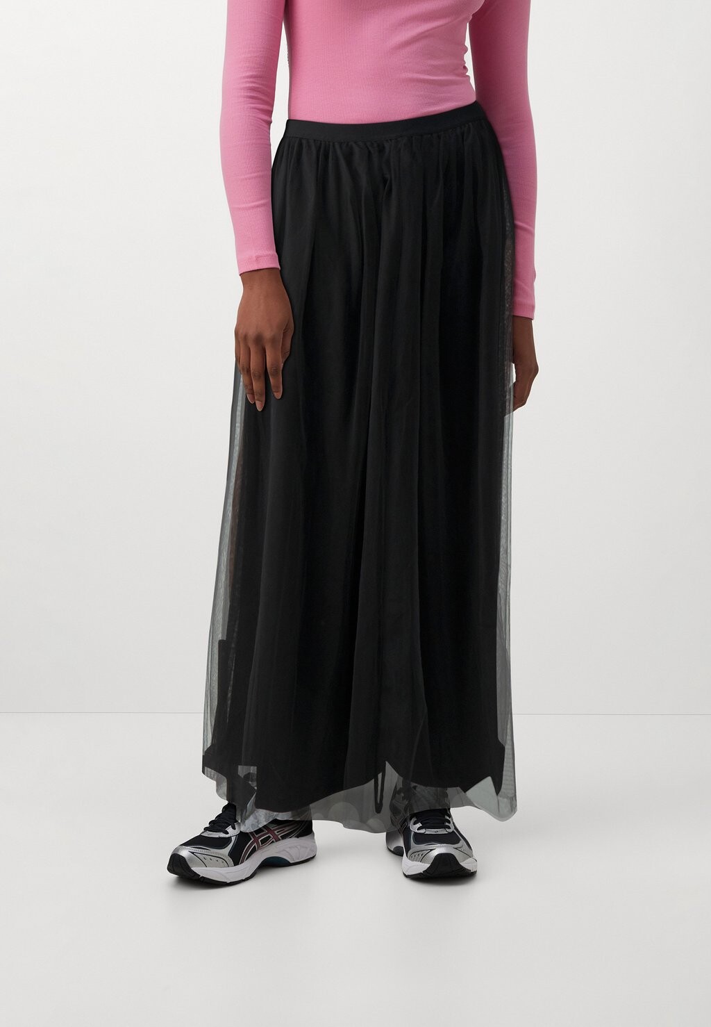 

Длинная юбка Gina Tricot, черный
