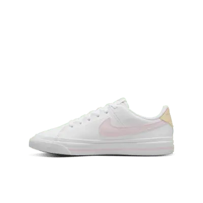 

Кроссовки Nike Court Legacy, цвет White/Sesame/Honeydew/Pink Foam